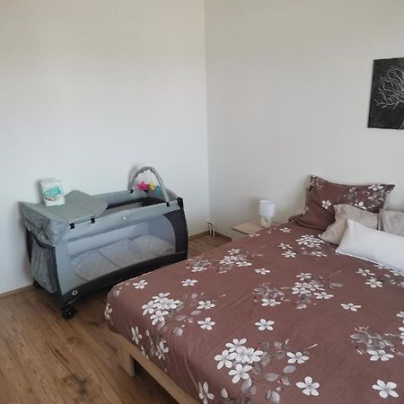 Apartman Varea Liznjan Exterior photo