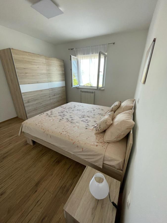 Apartman Varea Liznjan Exterior photo
