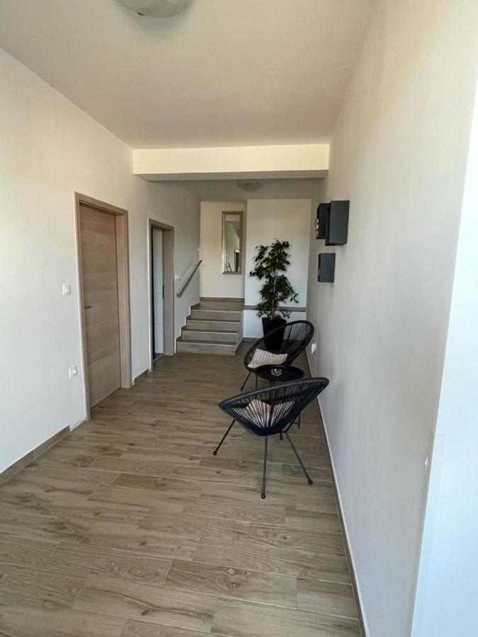 Apartman Varea Liznjan Exterior photo