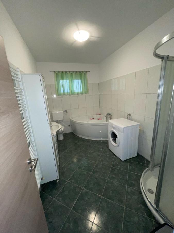 Apartman Varea Liznjan Exterior photo